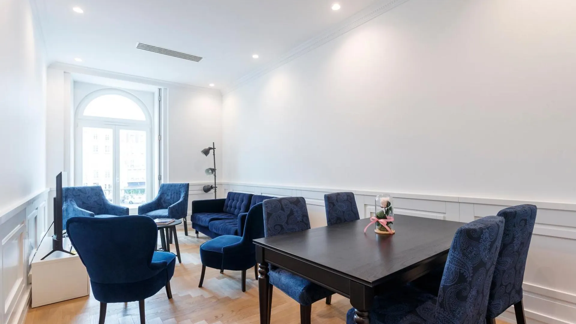 The Boulevard Lisbon Apartment 0*,