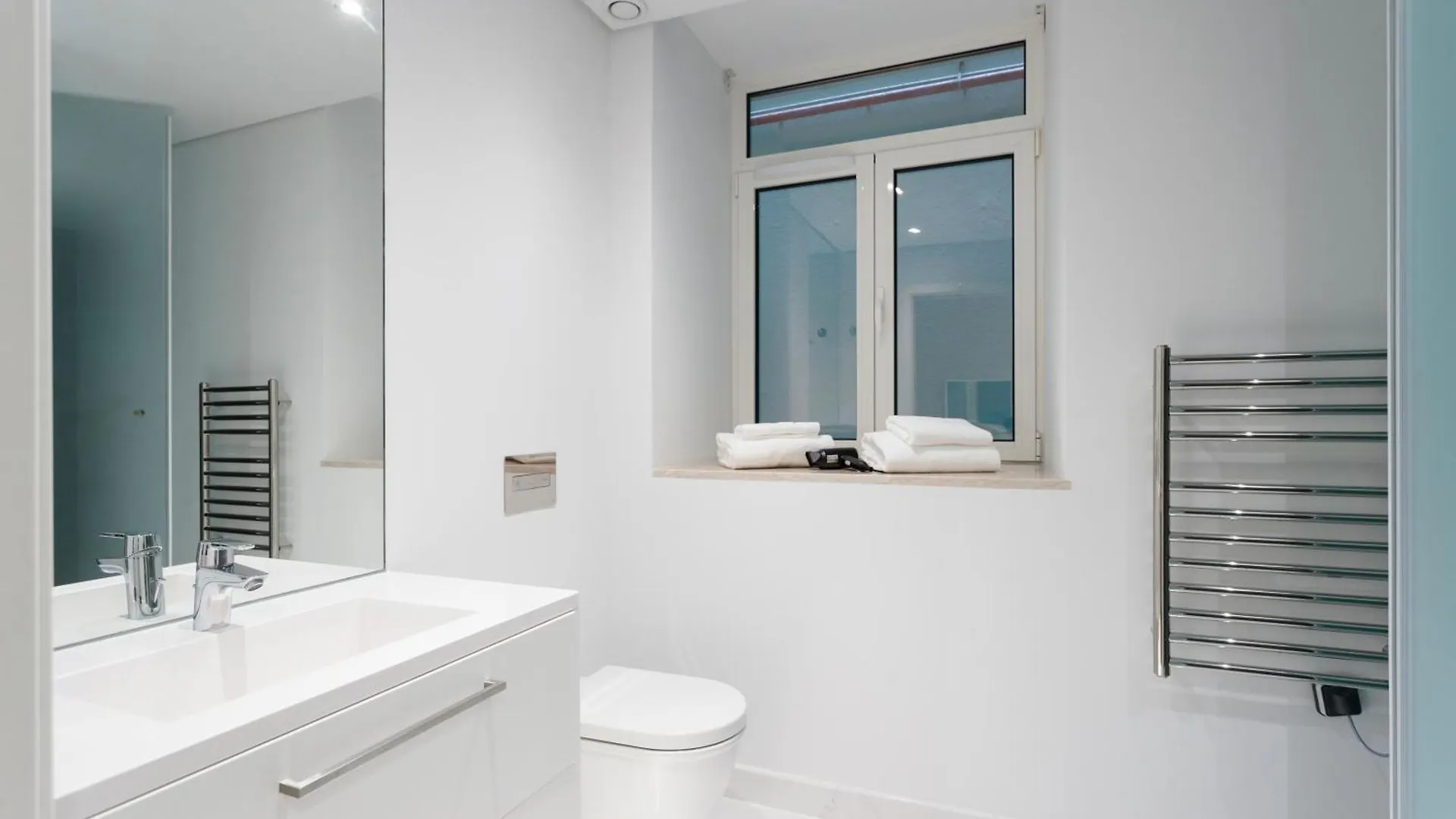 The Boulevard Lisbon Apartment